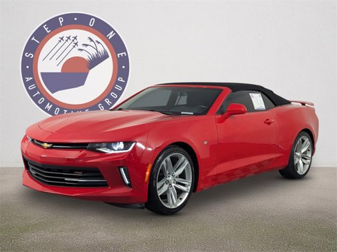 Used 2017 Chevrolet Camaro LT image 2