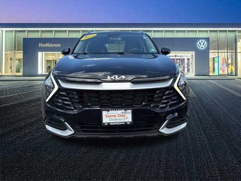 Used 2023 Kia Sportage EX image 9