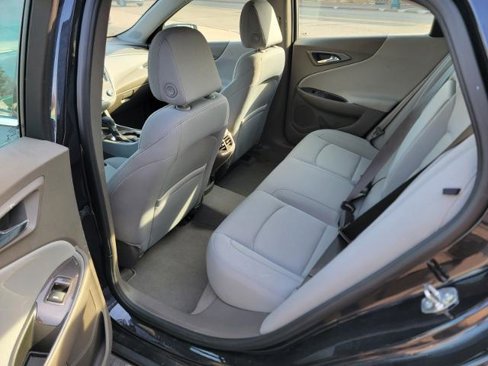 Used 2022 Chevrolet Malibu LT image 16