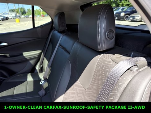 Used 2023 Buick Encore GX Essence w/ Experience Buick Package image 9