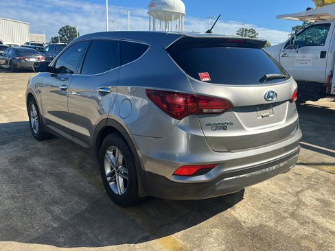 Used 2018 Hyundai Santa Fe Sport image 2