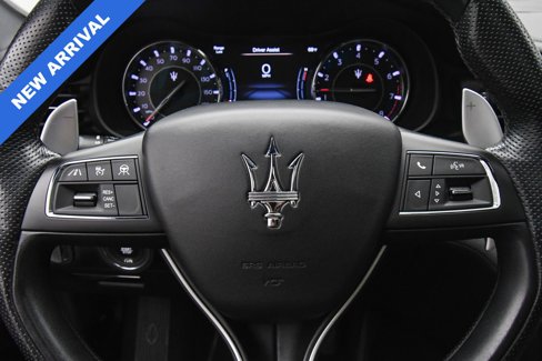 Used 2022 Maserati Quattroporte Modena Q4 image 36
