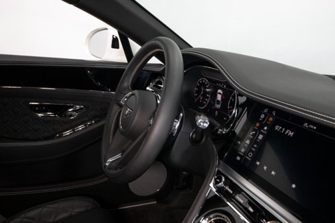 Used 2020 Bentley Continental GT V8 image 45