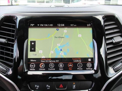 Used 2021 Jeep Cherokee High Altitude image 24