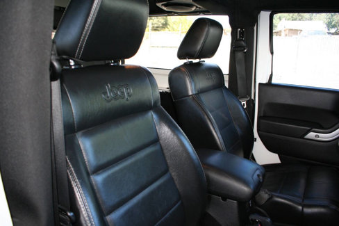 Used 2012 Jeep Wrangler Sahara w/ Connectivity Group image 23