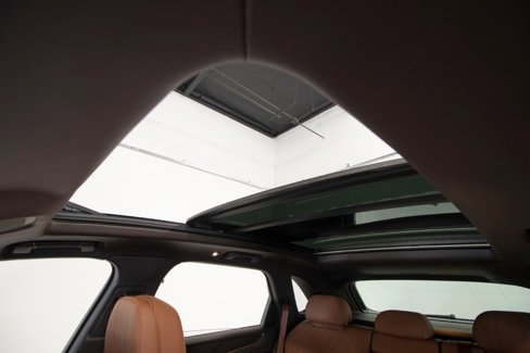 Used 2022 Bentley Bentayga image 37