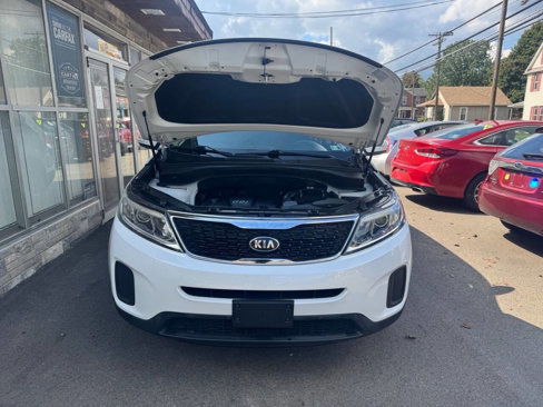 Used 2015 Kia Sorento LX image 7