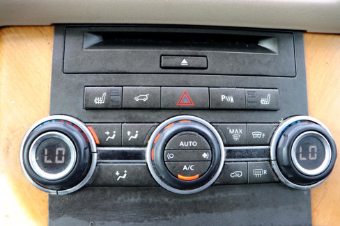 Used 2012 Land Rover Range Rover Sport HSE LUX image 35