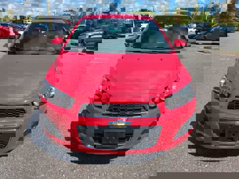 Used 2015 Chevrolet Sonic LT image 9