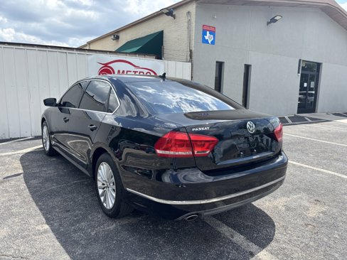 Used 2014 Volkswagen Passat TDI SE image 5