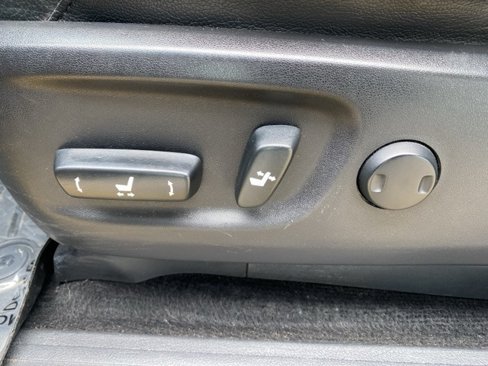 Used 2013 Toyota 4Runner SR5 image 9