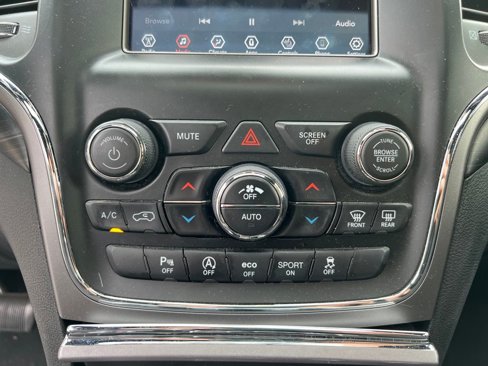 Used 2020 Jeep Grand Cherokee Laredo image 23