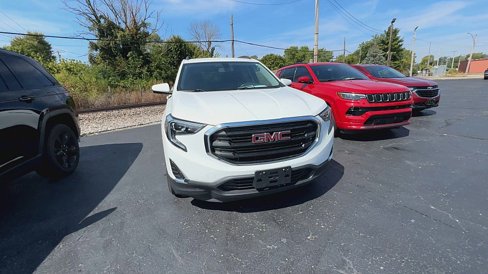 Certified 2018 GMC Terrain SLE w/ Driver Convenience Package image 9