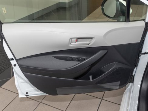 New 2025 Toyota Corolla LE image 9