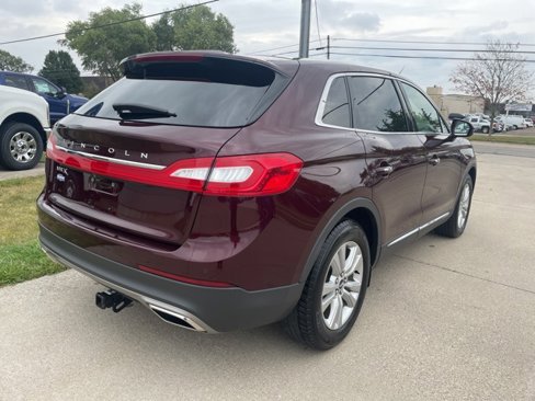 Used 2017 Lincoln MKX Premiere image 13
