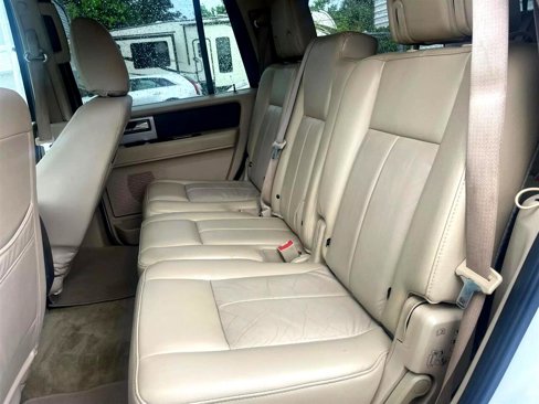 Used 2012 Ford Expedition XLT image 15
