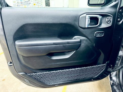 Used 2021 Jeep Wrangler Unlimited Sport image 28