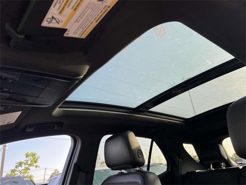 Certified 2022 Chevrolet Equinox RS image 12