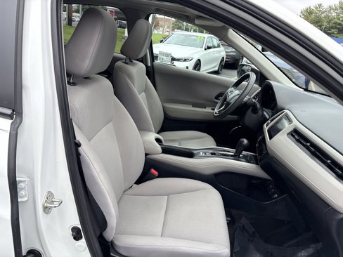 Used 2017 Honda HR-V EX image 25