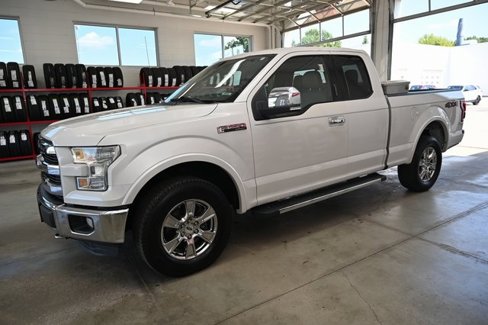 Used 2015 Ford F150 Lariat image 10