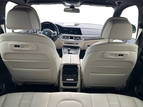 Used 2022 BMW X5 xDrive40i w/ M Sport Package image 28