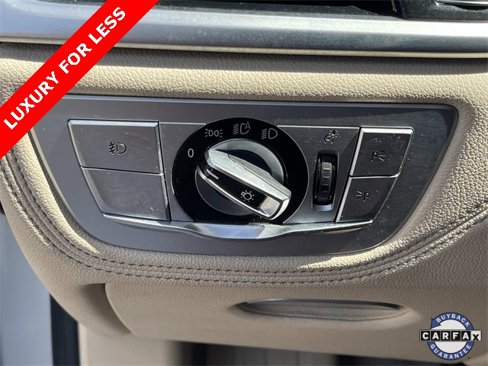 Used 2018 BMW 740i image 38
