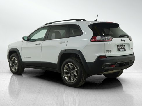 Used 2019 Jeep Cherokee Trailhawk w/ Cold Weather Group image 3