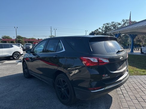 Used 2020 Chevrolet Equinox LT w/ Midnight Edition image 3