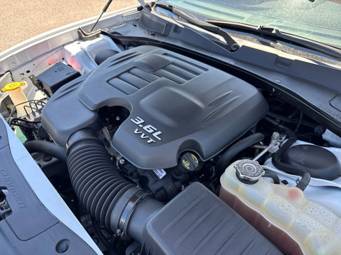 Used 2022 Dodge Charger SXT image 12