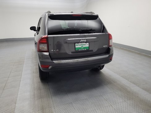 Used 2017 Jeep Compass High Altitude image 6