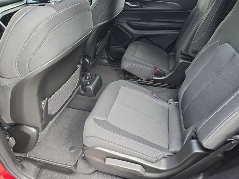 New 2025 Jeep Grand Cherokee L Laredo image 28