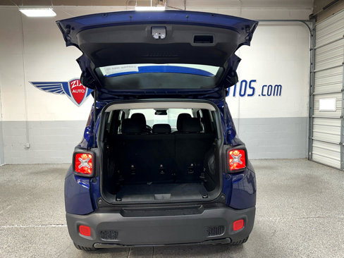 Used 2018 Jeep Renegade Altitude image 27