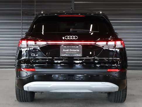 Certified 2023 Audi Q4 e-tron Premium Plus w/ Premium Plus image 15