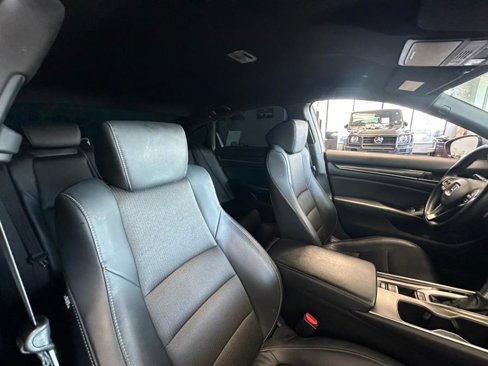 Used 2018 Honda Accord Sport image 36