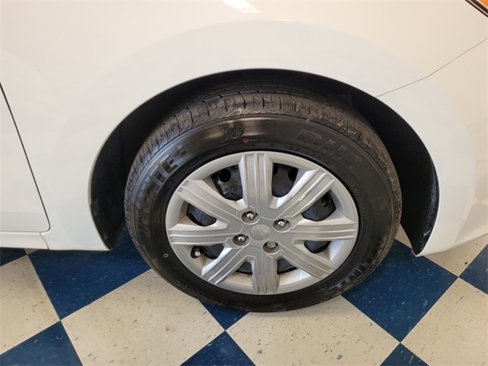 Used 2023 Kia Rio LX image 15