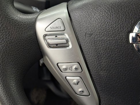 Used 2015 Nissan Versa S image 17