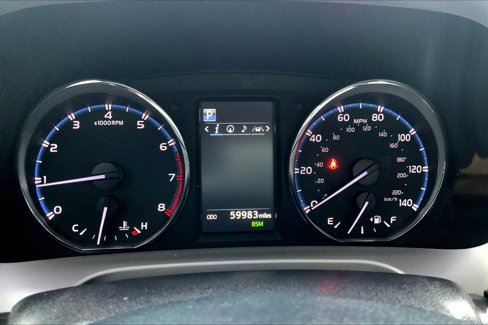 Used 2018 Toyota RAV4 Limited image 25