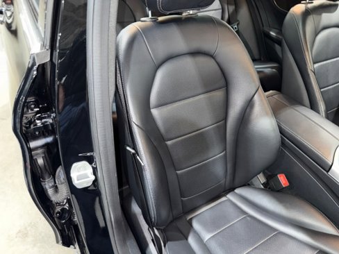Used 2015 Mercedes-Benz C 300 4MATIC Sedan image 57