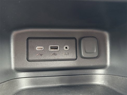 Used 2021 Chevrolet Equinox LT image 27