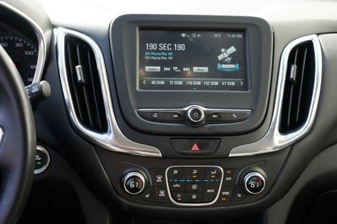 Used 2018 Chevrolet Equinox LT image 22