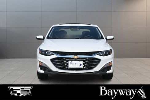 Used 2024 Chevrolet Malibu LT image 2