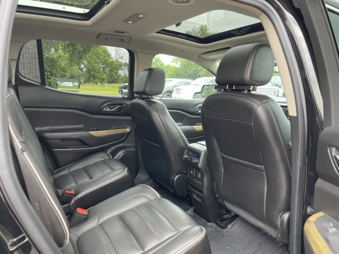 Used 2018 GMC Acadia Denali w/ Technology Package image 32