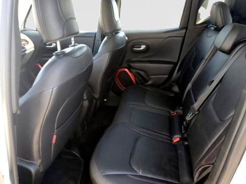 Used 2015 Jeep Renegade Trailhawk w/ Premium Leather Group image 14