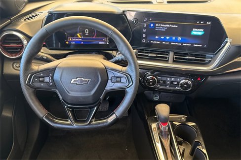 Used 2025 Chevrolet Trax RS w/ Driver Confidence Package image 16