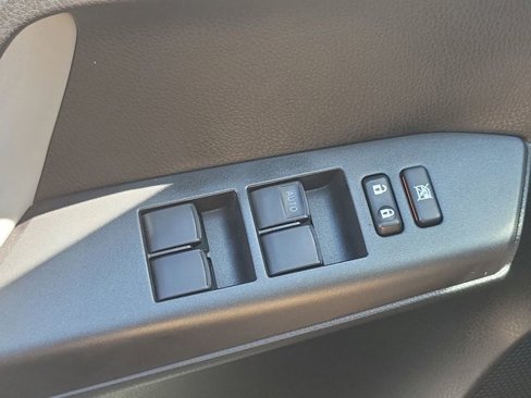 Used 2016 Toyota RAV4 XLE image 30