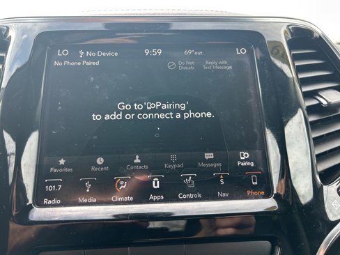 Used 2019 Jeep Cherokee Limited image 13