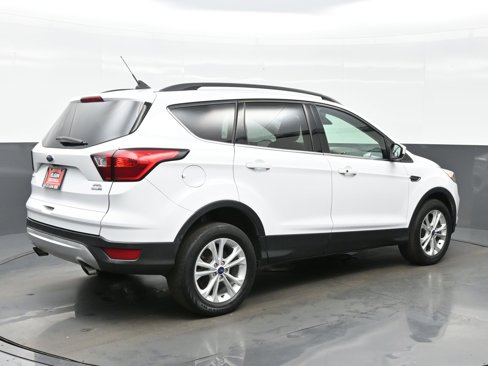 Used 2019 Ford Escape SEL image 6