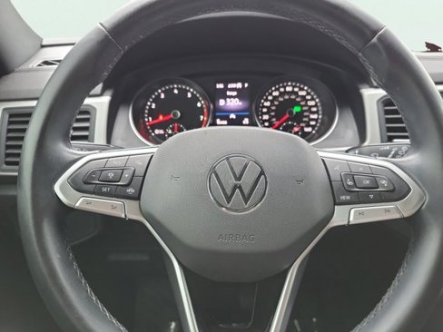Used 2020 Volkswagen Atlas Cross Sport SE w/ Panoramic Sunroof Package image 34