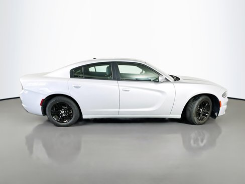 Used 2022 Dodge Charger SXT w/ Leather Interior Group image 8