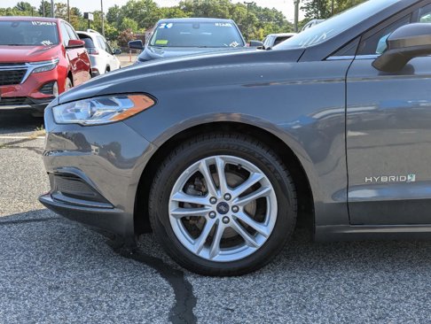 Used 2018 Ford Fusion S image 11